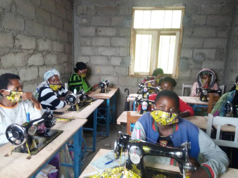 Vue d'un atelier de couture, Projet innovant, Sud Kivu